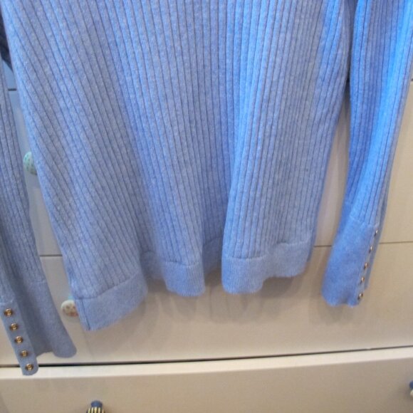Talbots Pretty Light Blue Ribbed Turtleneck with Beaded Sleeves Size Large - Picture 4 of 7